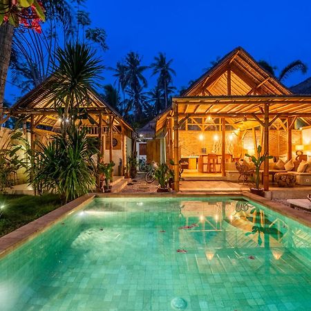 Villa Burung Gili Air Authentic 3-Bedroom Bamboo Villa With Private Pool ภายนอก รูปภาพ