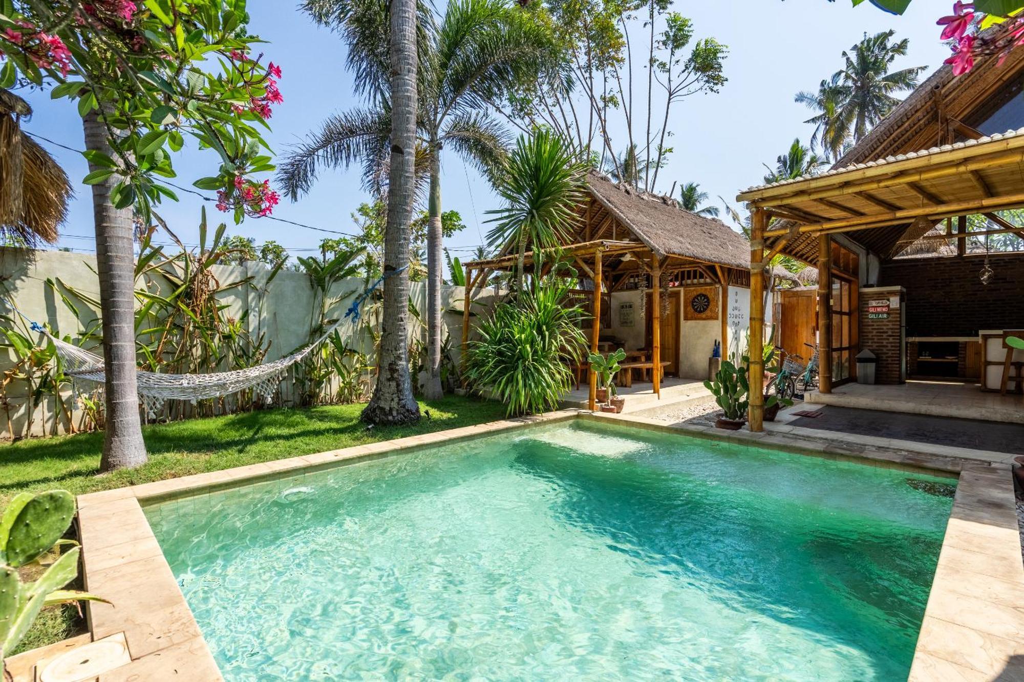Villa Burung Gili Air Authentic 3-Bedroom Bamboo Villa With Private Pool ภายนอก รูปภาพ
