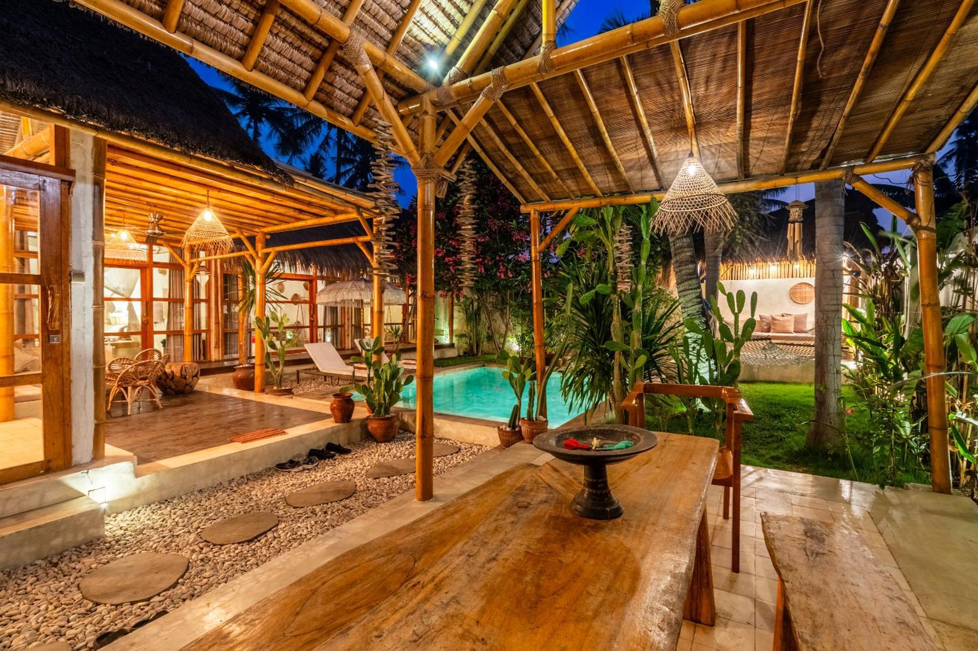 Villa Burung Gili Air Authentic 3-Bedroom Bamboo Villa With Private Pool ภายนอก รูปภาพ