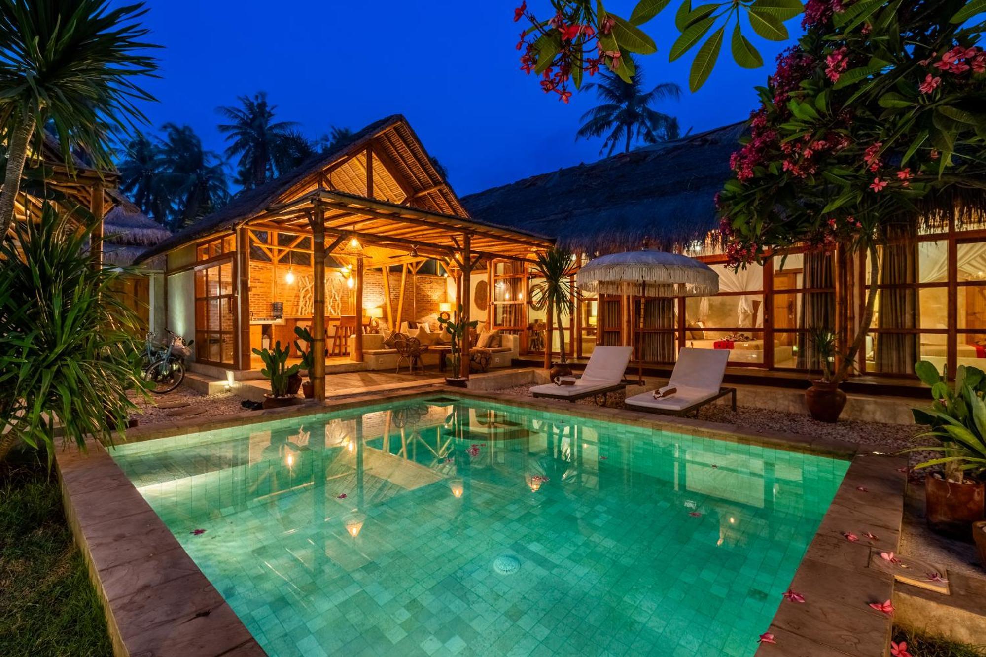 Villa Burung Gili Air Authentic 3-Bedroom Bamboo Villa With Private Pool ภายนอก รูปภาพ