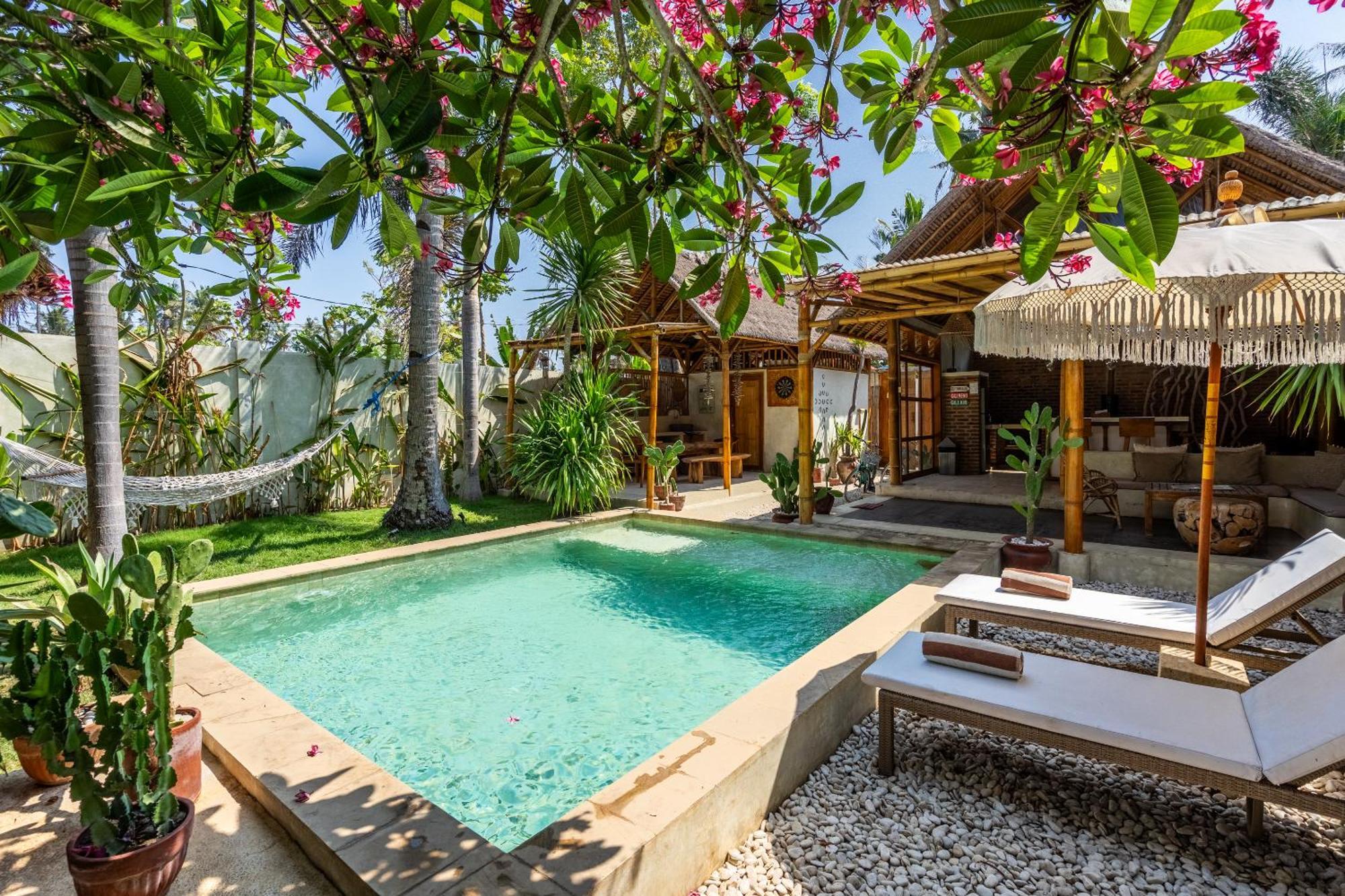 Villa Burung Gili Air Authentic 3-Bedroom Bamboo Villa With Private Pool ภายนอก รูปภาพ